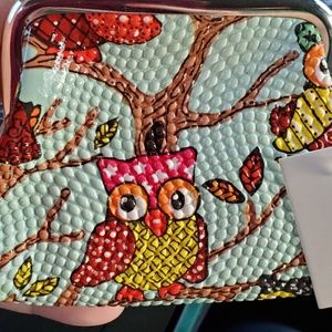 Brand new coin purse, perfect condition